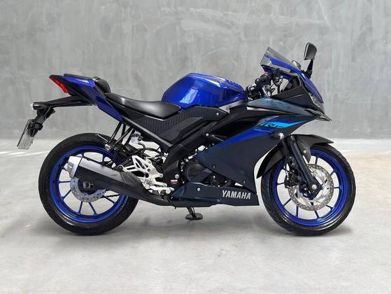 YAMAHA YZF R15 